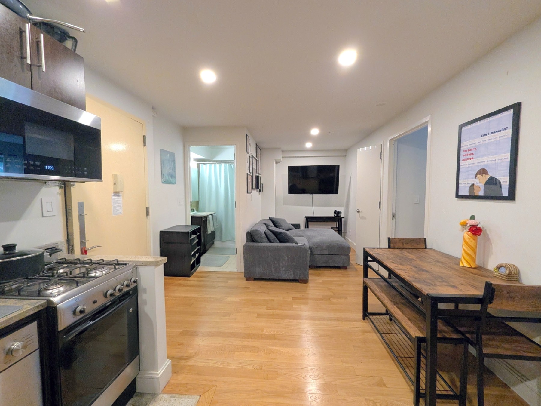 636 East 11th Street 4e E. Greenwich Village New York NY 10009