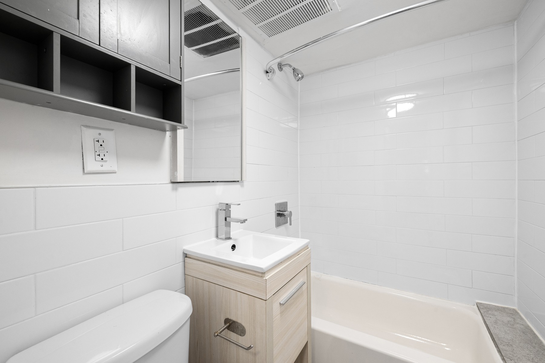 307 West 29th Street 2a Chelsea New York NY 10001