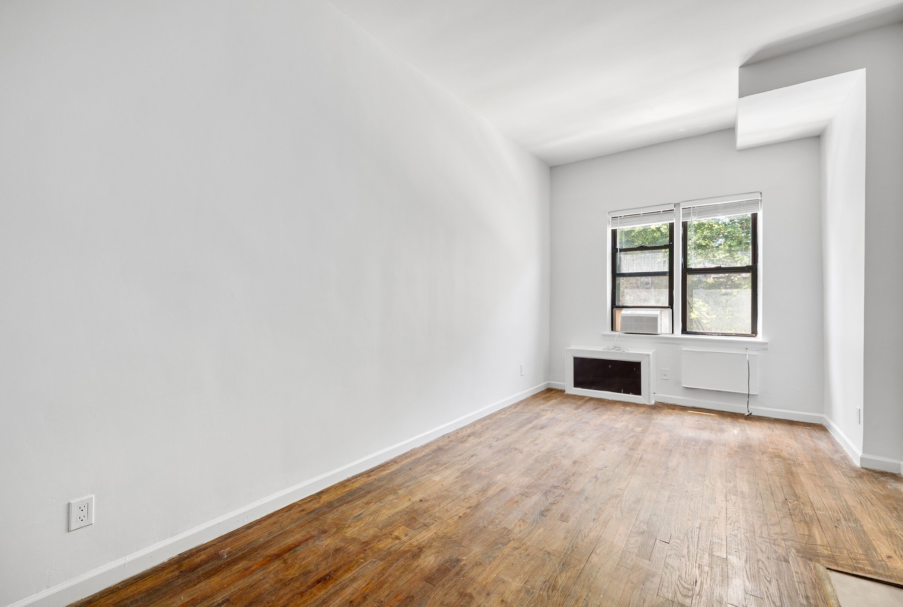 307 West 29th Street 2a Chelsea New York NY 10001