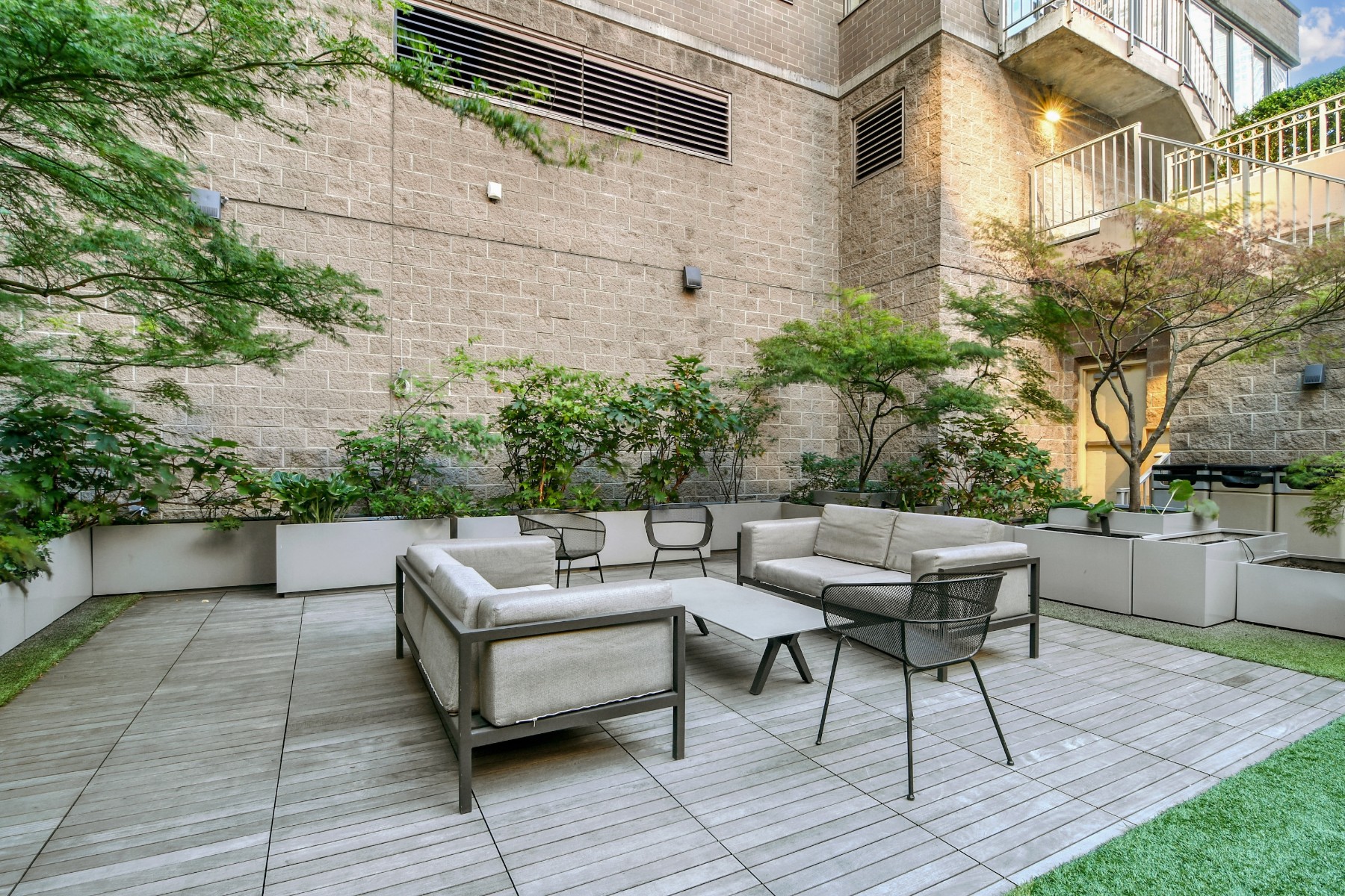 561 Tenth Avenue 17B Clinton New York NY 10036