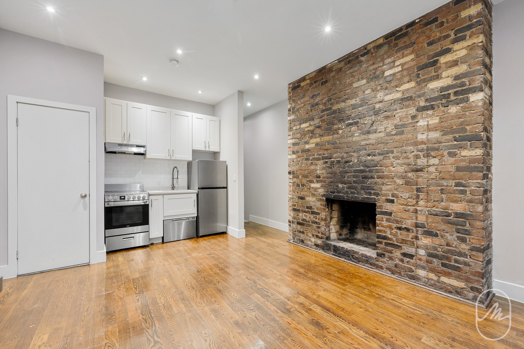 339 West 19th Street 1f Chelsea New York NY 10011