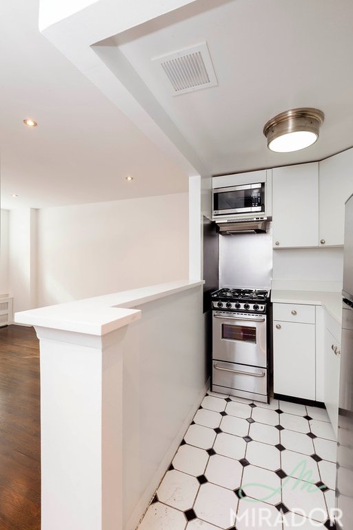 27 West 16th Street 3C Flatiron District New York NY 10011