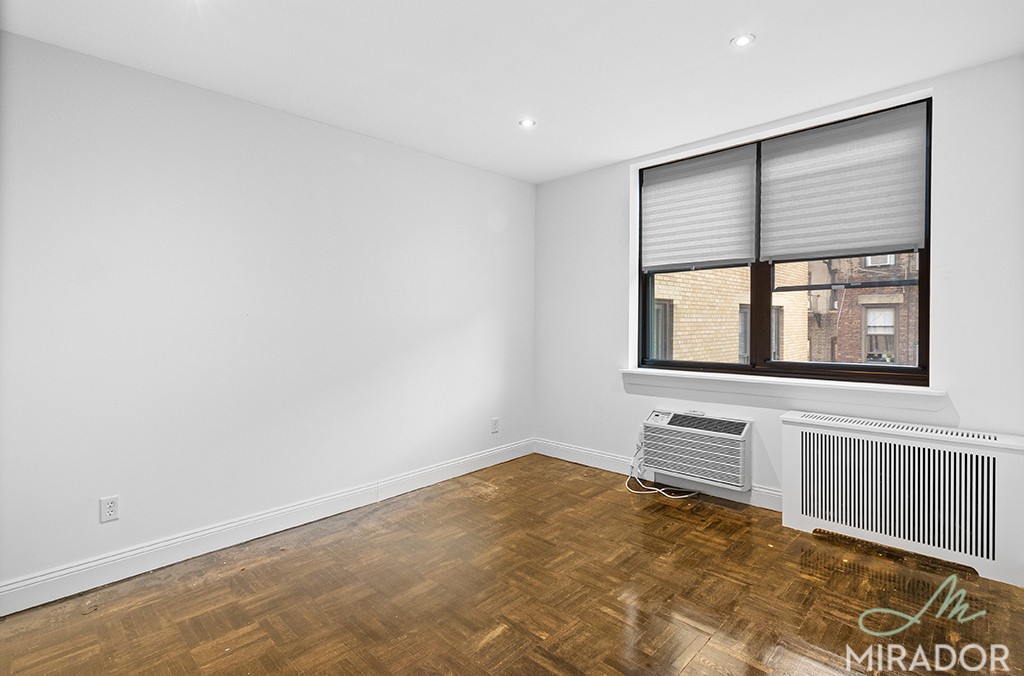 255 West 14th Street 5J Chelsea New York NY 10011
