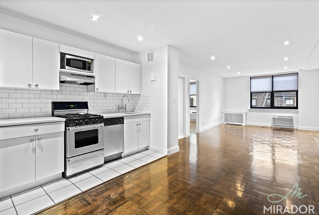 255 West 14th Street 5J Chelsea New York NY 10011