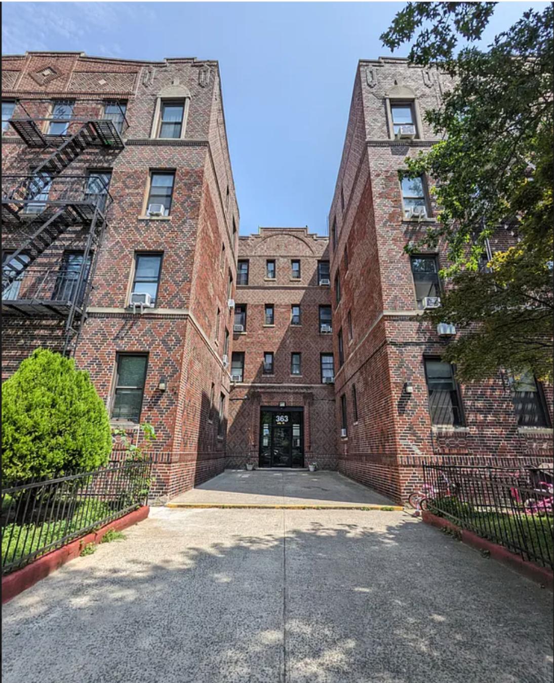 363 Ocean Parkway d11 Kensington Brooklyn NY 11218