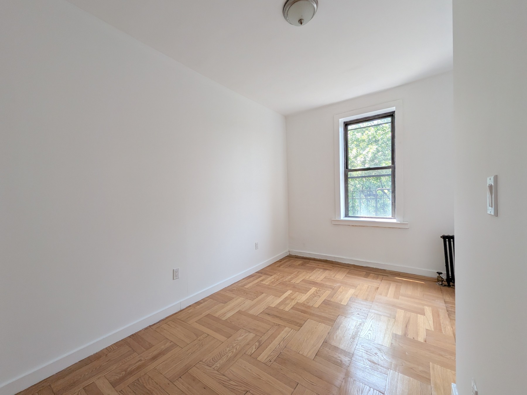 363 Ocean Parkway d11 Kensington Brooklyn NY 11218