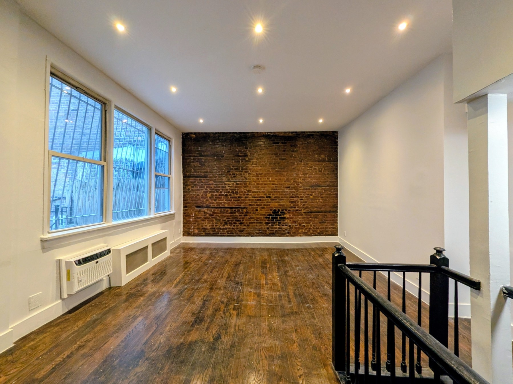 339 West 19th Street C Chelsea New York NY 10011