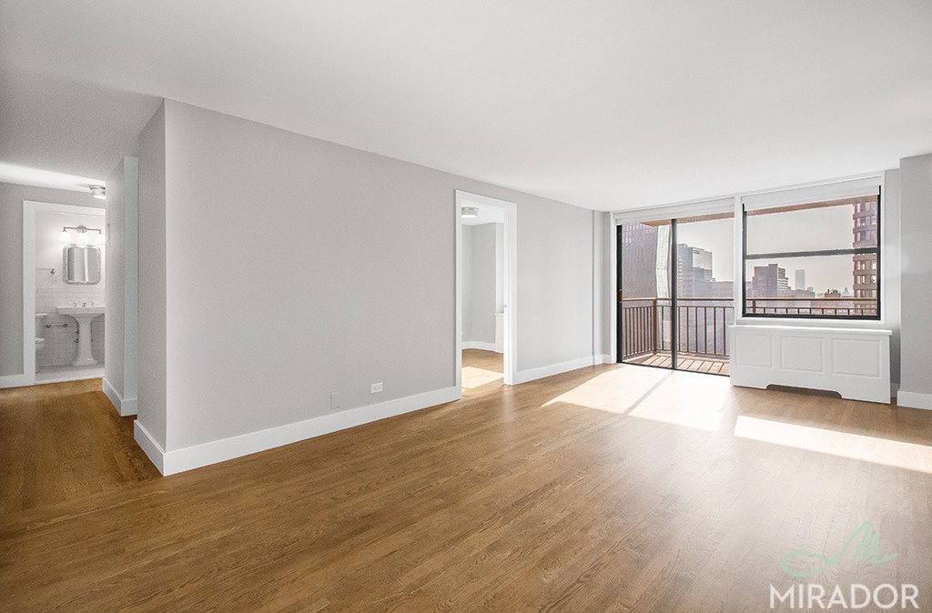 330 East 39th Street 25M Murray Hill New York NY 10016