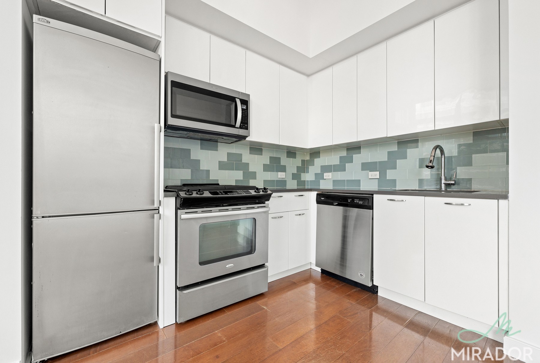 80 De Kalb Avenue 23F Fort Greene Brooklyn NY 11201