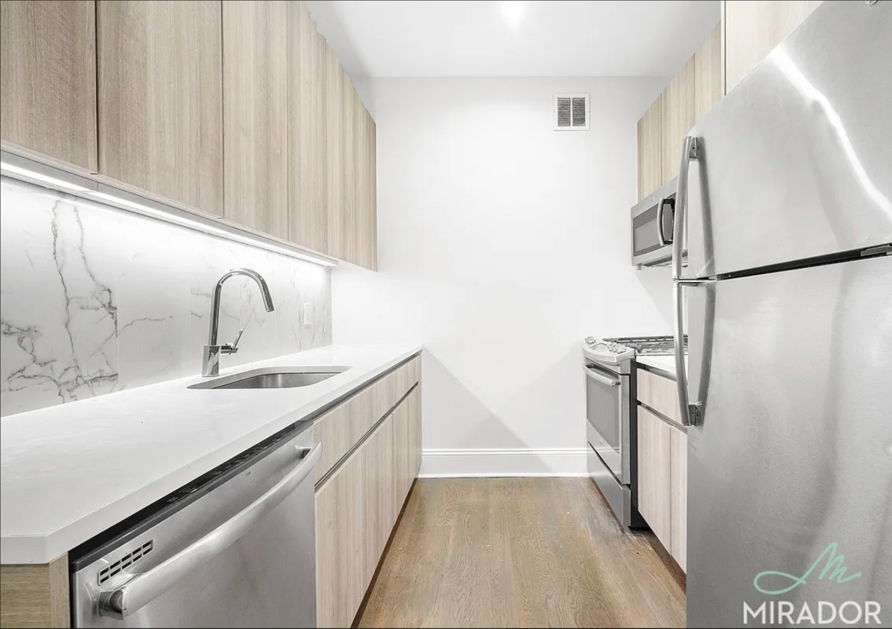 15 Park Row 18K Seaport District New York NY 10038