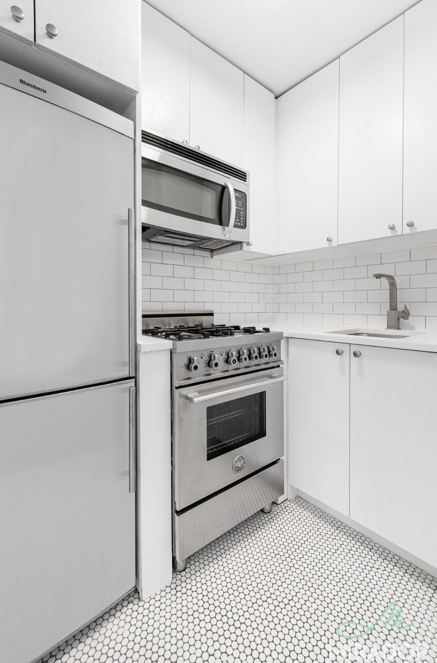 255 West 14th Street Chelsea New York NY 10011