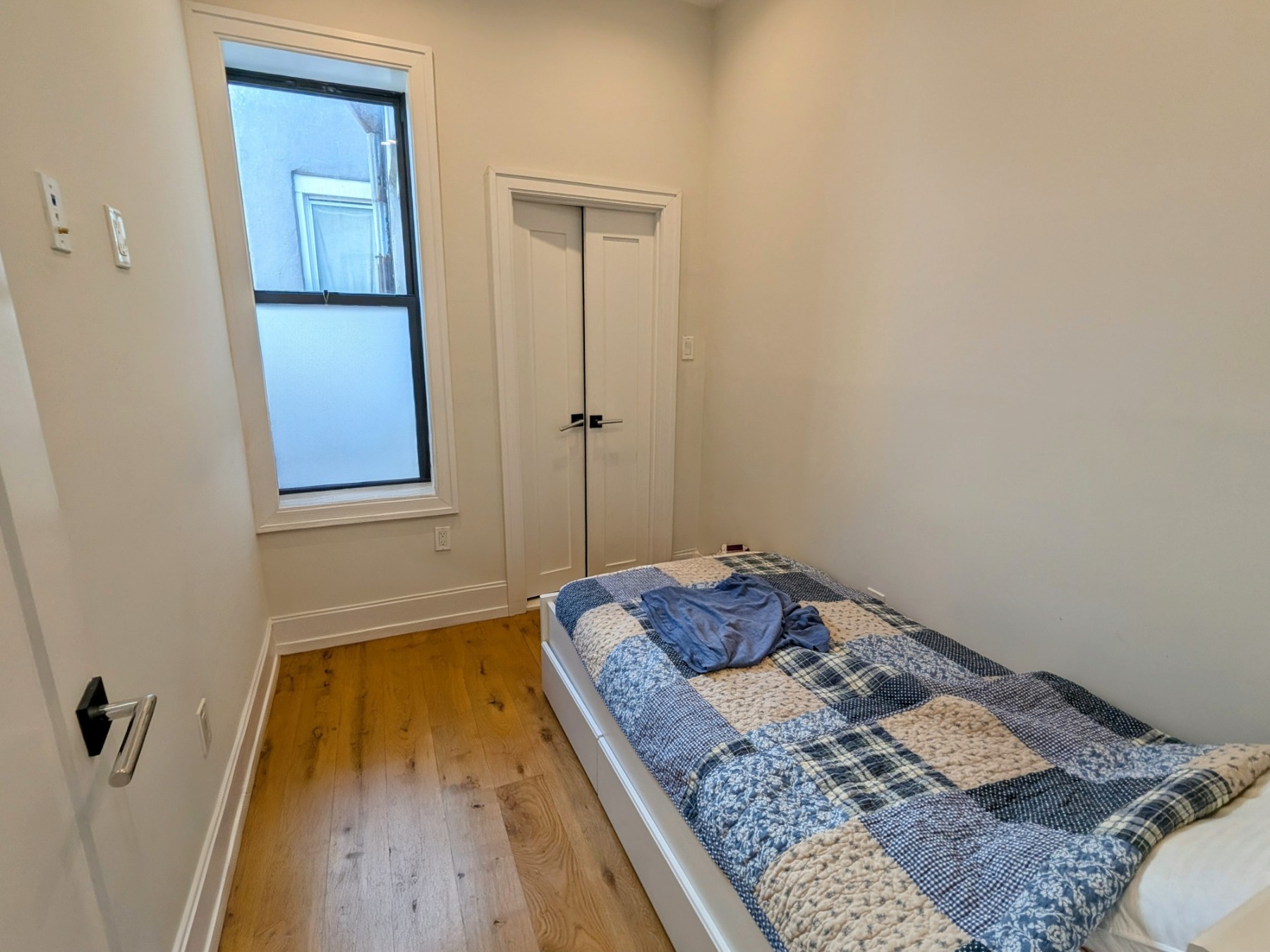 221 East 10th Street E. Greenwich Village New York NY 10003
