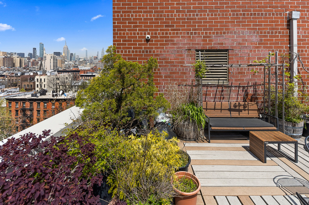 85 Avenue A E. Greenwich Village New York NY 10009