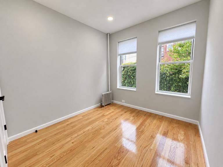 18-70 Himrod Street 1R Ridgewood Queens NY 11385