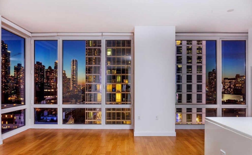 247 West 46th Street 1402 Midtown West New York NY 10036
