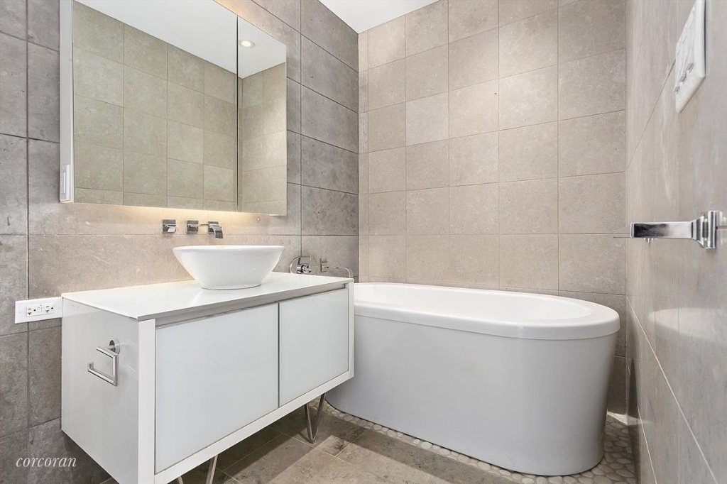 247 West 46th Street 1402 Midtown West New York NY 10036