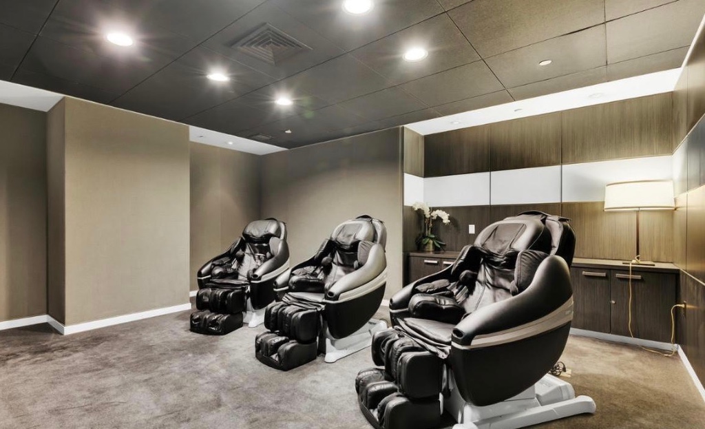 247 West 46th Street 1402 Midtown West New York NY 10036