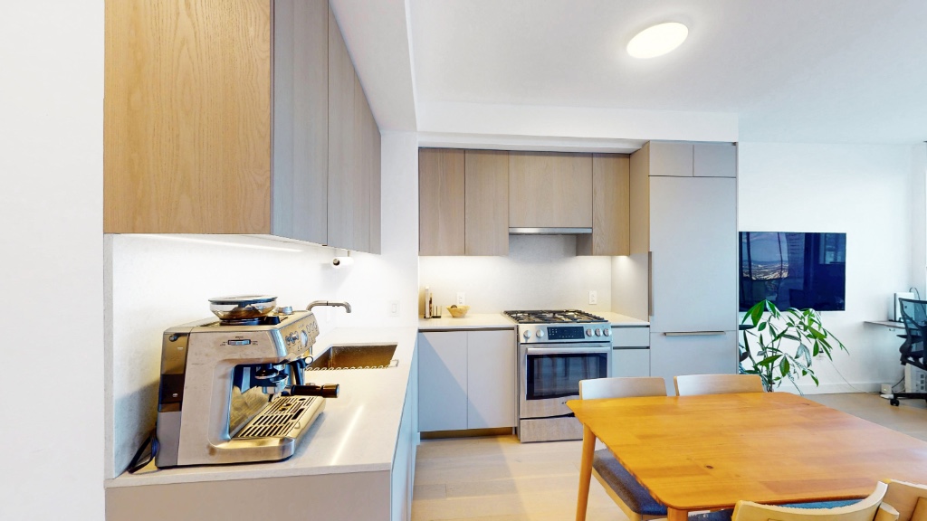 3 Court Square Long Island City Queens NY 11101