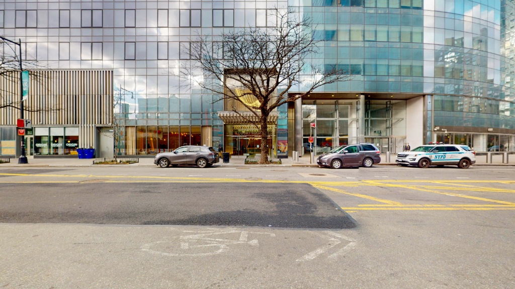 3 Court Square Long Island City Queens NY 11101