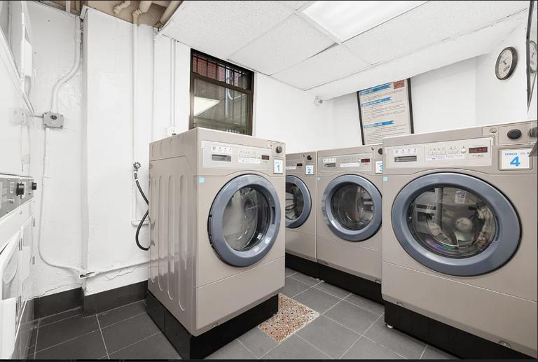 50-21 39th Place 5C Sunnyside Queens NY 11104