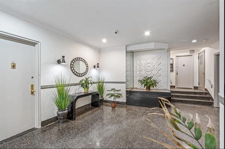 50-21 39th Place 5C Sunnyside Queens NY 11104