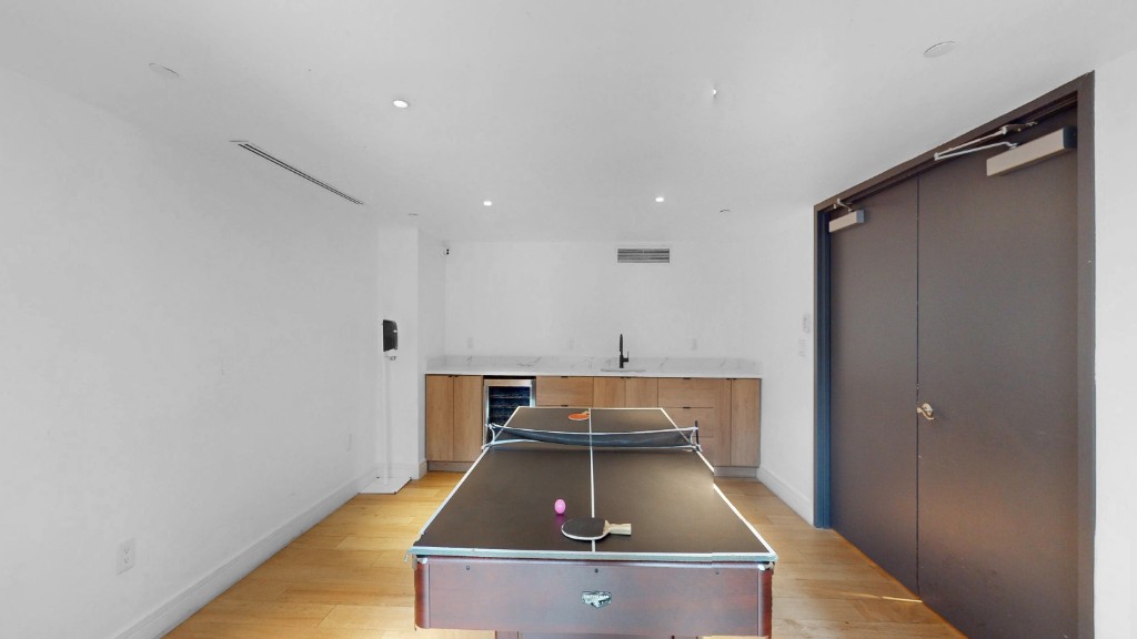 24-16 Queens Plaza South 7B Long Island City Queens NY 11101