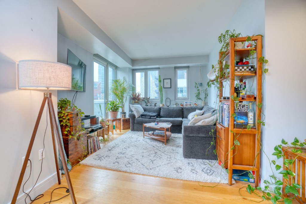 24-16 Queens Plaza South 7B Long Island City Queens NY 11101