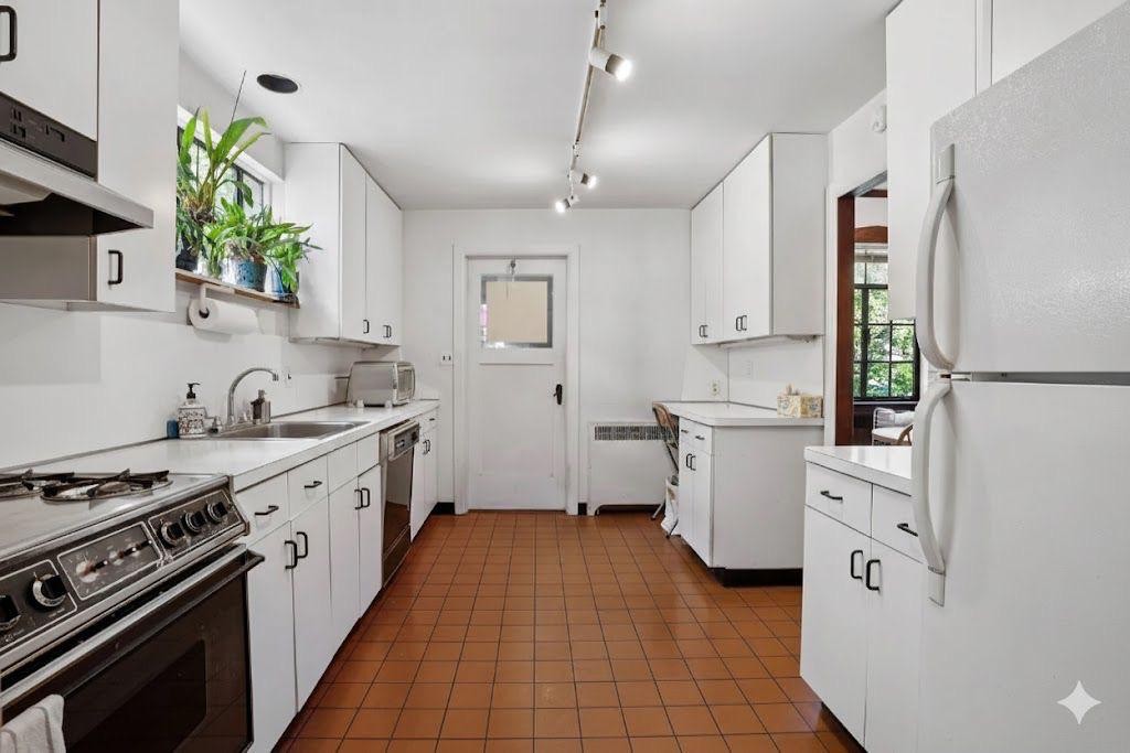 176-15 Croydon Road Jamaica Estates Queens NY 11432