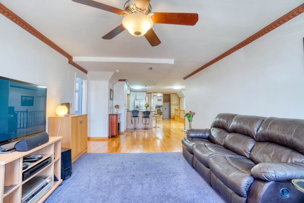 62-10 Woodside Avenue 105 Woodside Queens NY 11377