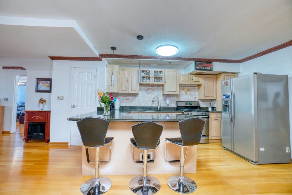 62-10 Woodside Avenue 105 Woodside Queens NY 11377