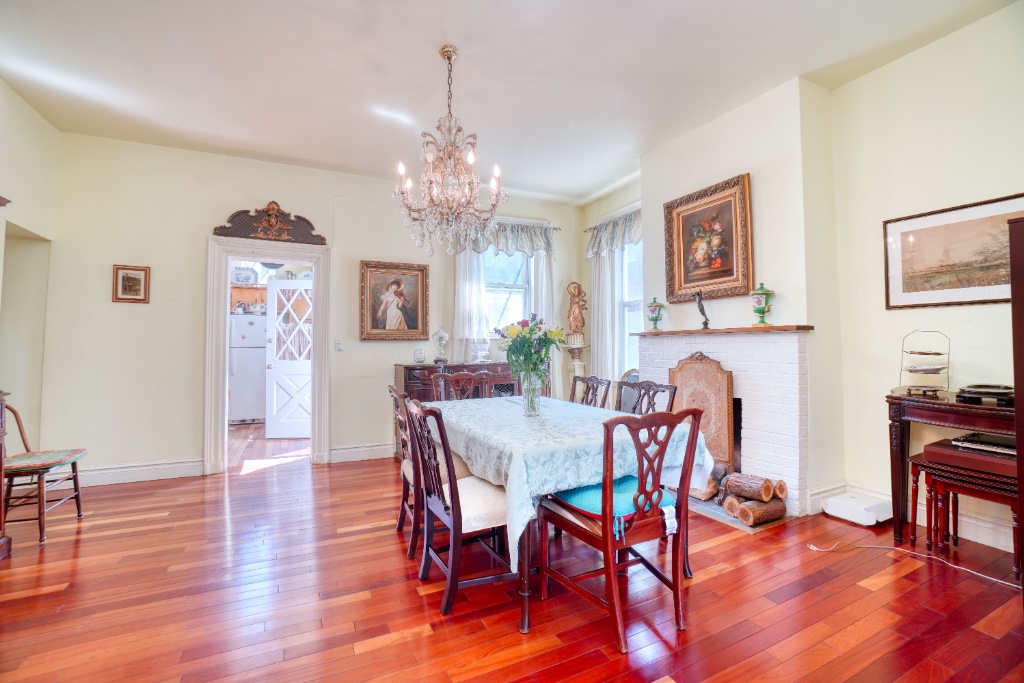 48-11 37th Street Sunnyside Queens NY 11101