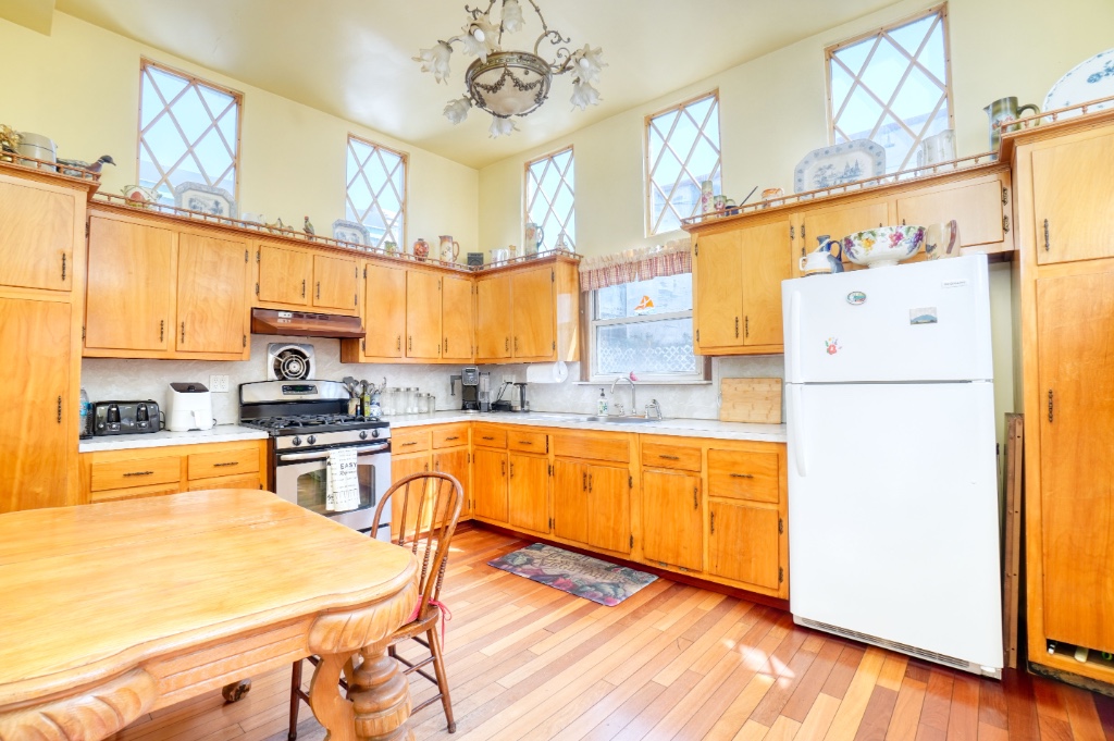 48-11 37th Street Sunnyside Queens NY 11101