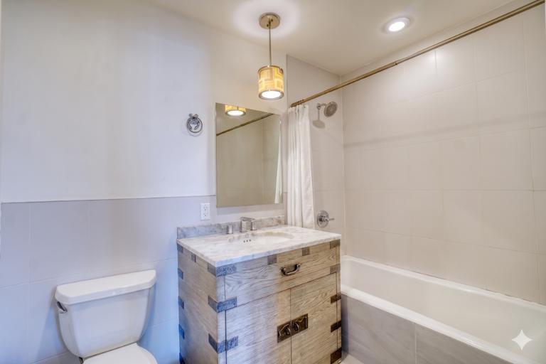 5-09 48th Avenue 7F Long Island City Queens NY 11101