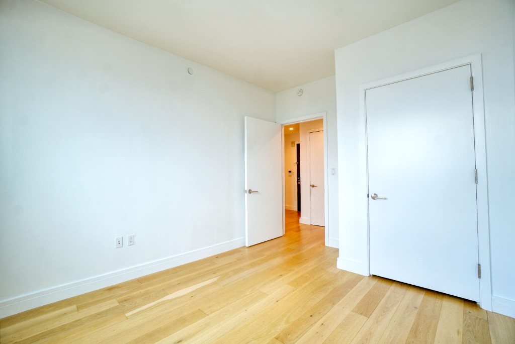 24-16 Queens Plaza South 22B Long Island City Queens NY 11101