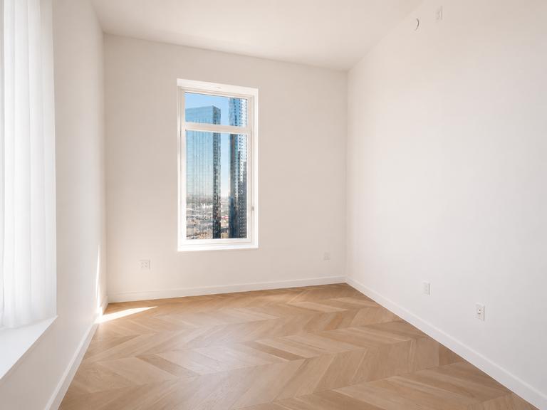 29-18 41st Avenue 25D Long Island City Queens NY 11101