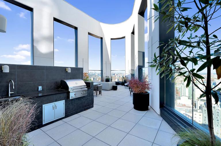29-18 41st Avenue 25D Long Island City Queens NY 11101