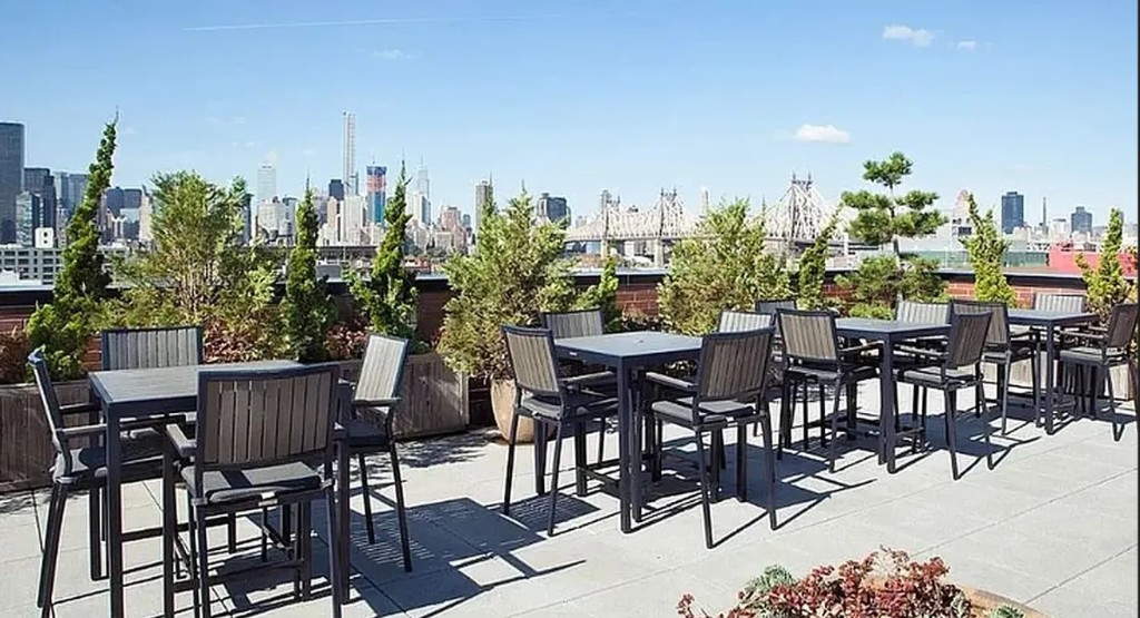 21-45 44th Drive 1I Long Island City Queens NY 11101