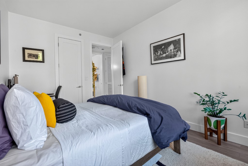 5-19 Borden Avenue Long Island City Queens NY 11101