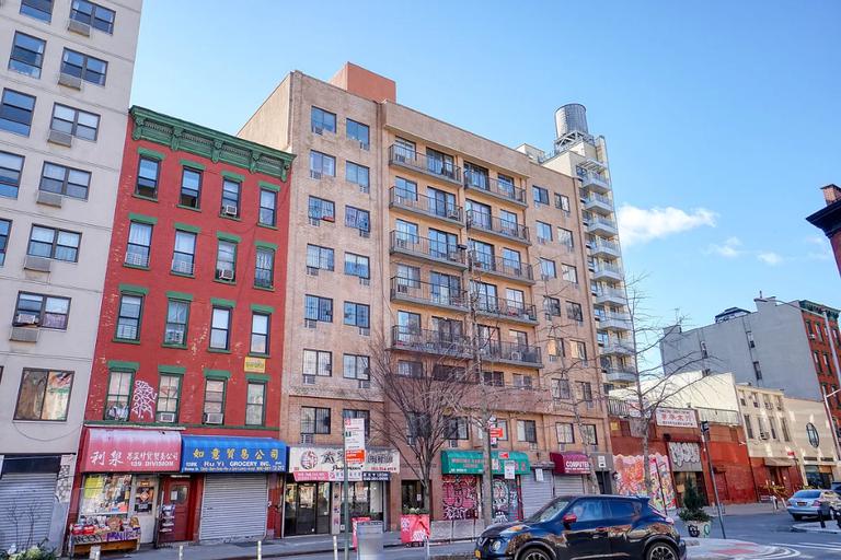 135 Division Street 8C Chinatown New York NY 10002