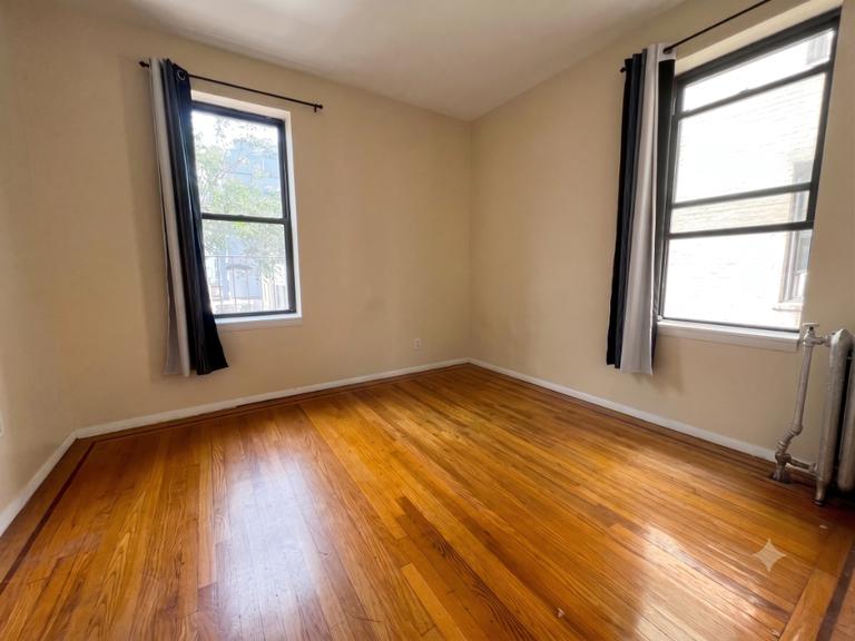 27-08 39th Avenue Long Island City Queens NY 11101