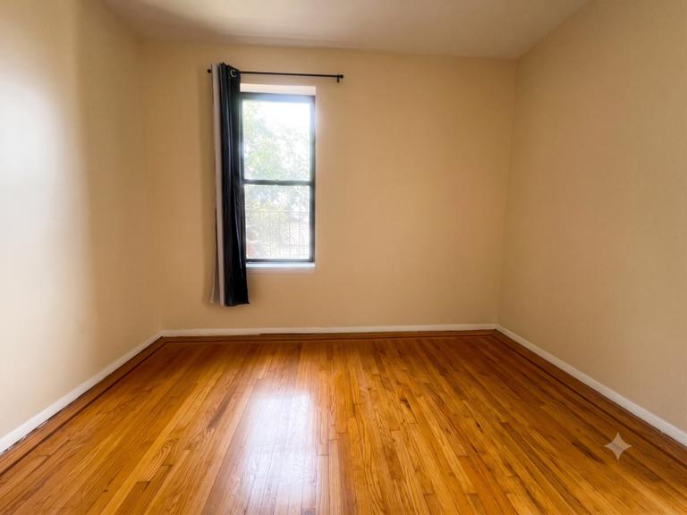 27-08 39th Avenue Long Island City Queens NY 11101