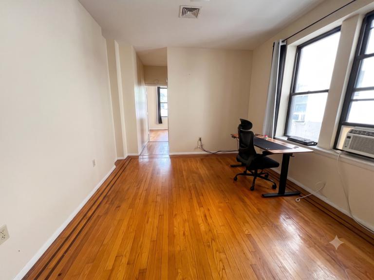 27-08 39th Avenue Long Island City Queens NY 11101