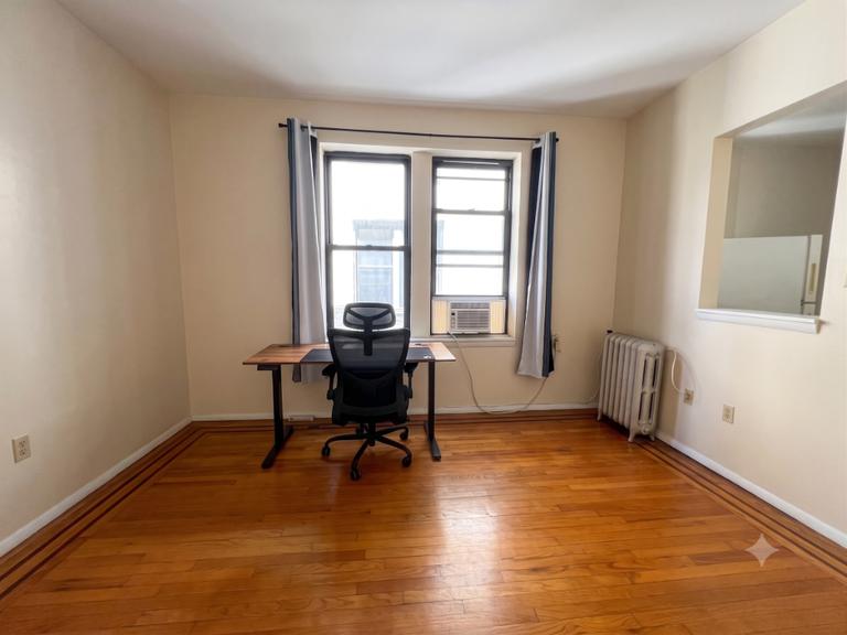 27-08 39th Avenue Long Island City Queens NY 11101
