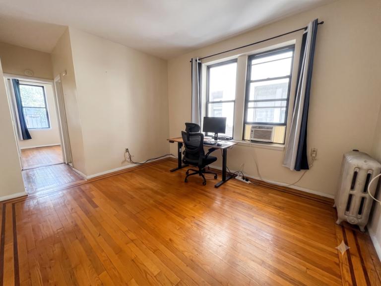 27-08 39th Avenue Long Island City Queens NY 11101