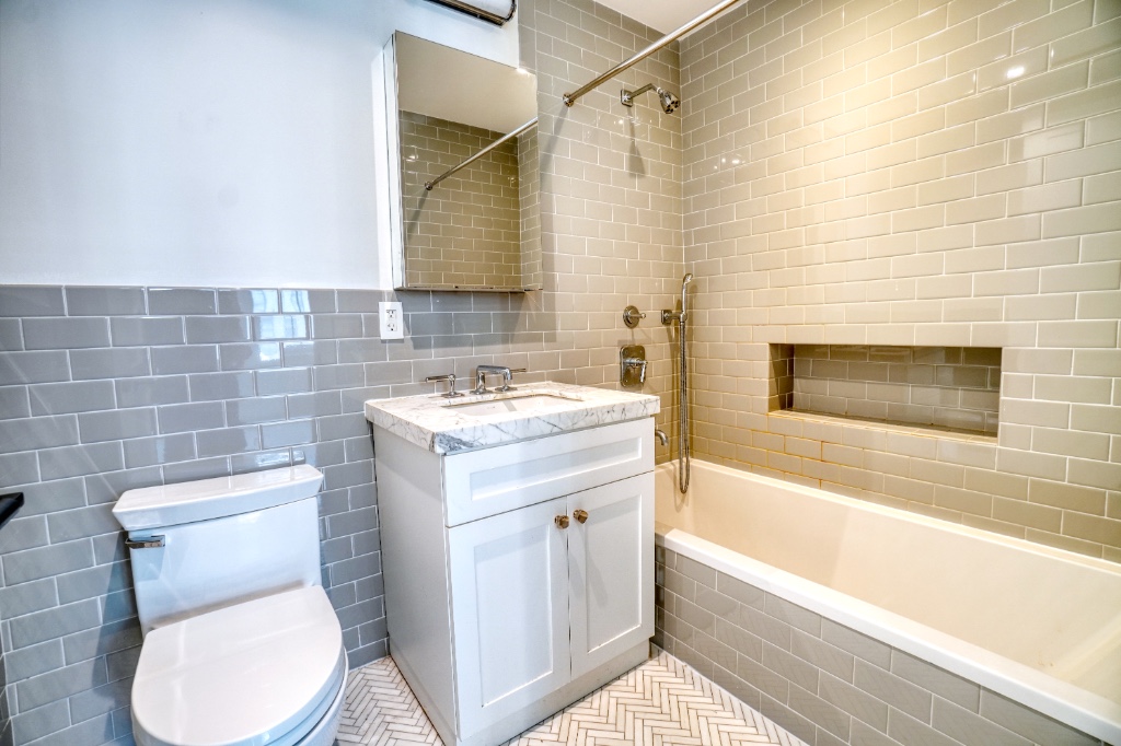 43 West 27th Street 6R Flatiron District New York NY 10001