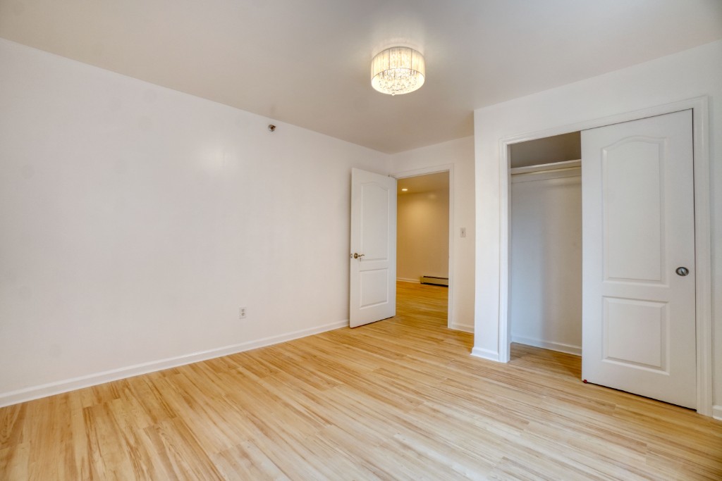 32-86 41st Street 3D Long Island City Queens NY 11103