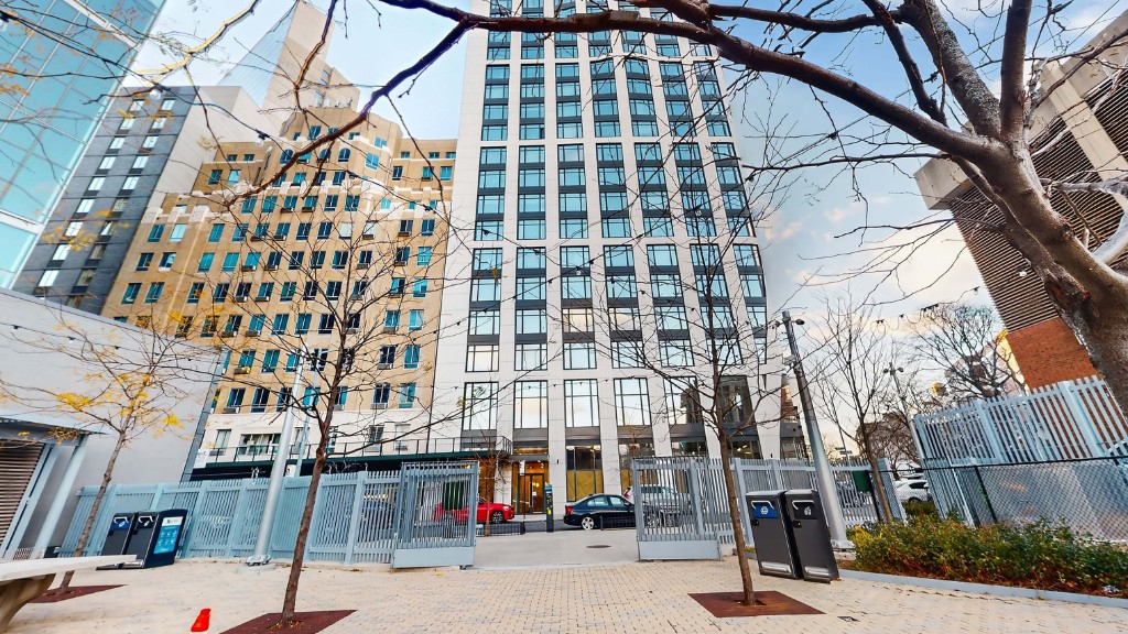 29-18 41st Avenue 5A Long Island City Queens NY 11101