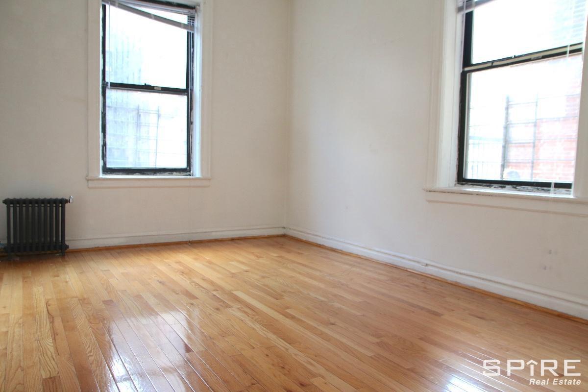 549 Isham Street, #21