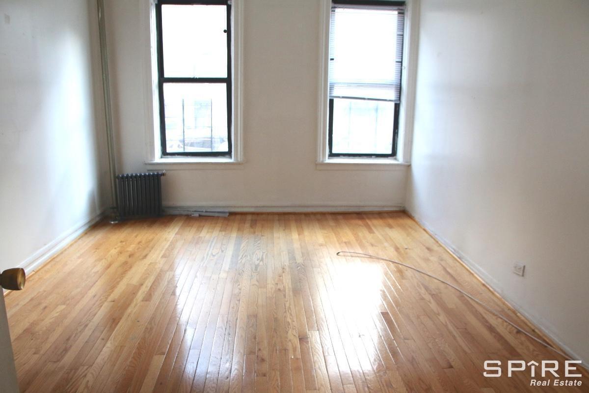 549 Isham Street, #21