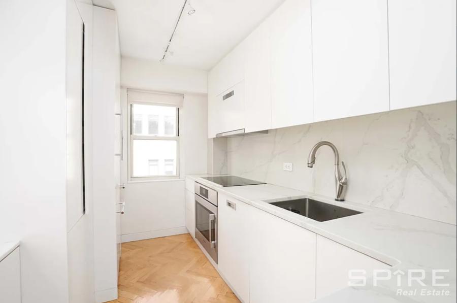 153 East 57th Street Midtown East New York NY 10022